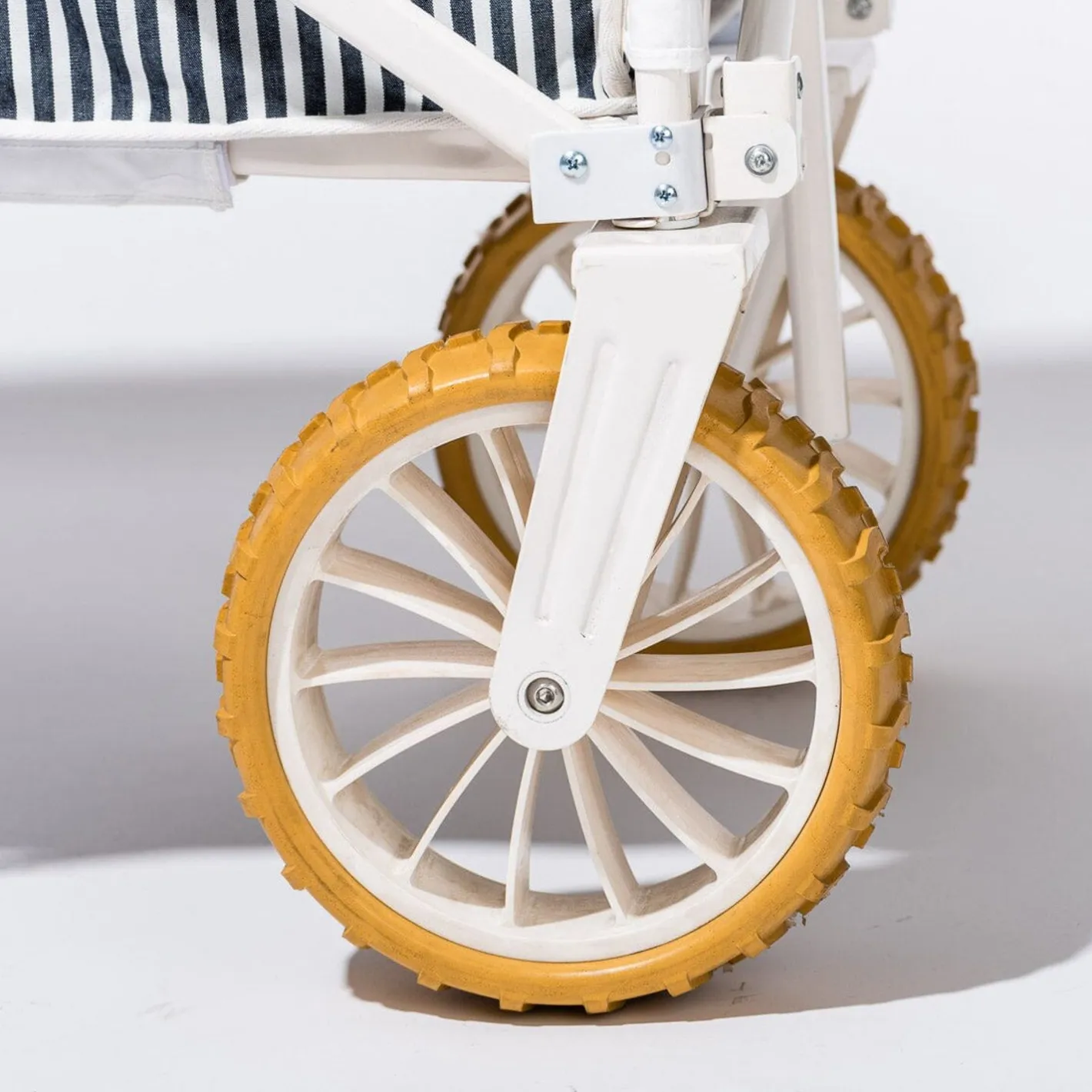 Business & Pleasure Co. The Beach Cart - Laurens Navy Stripe