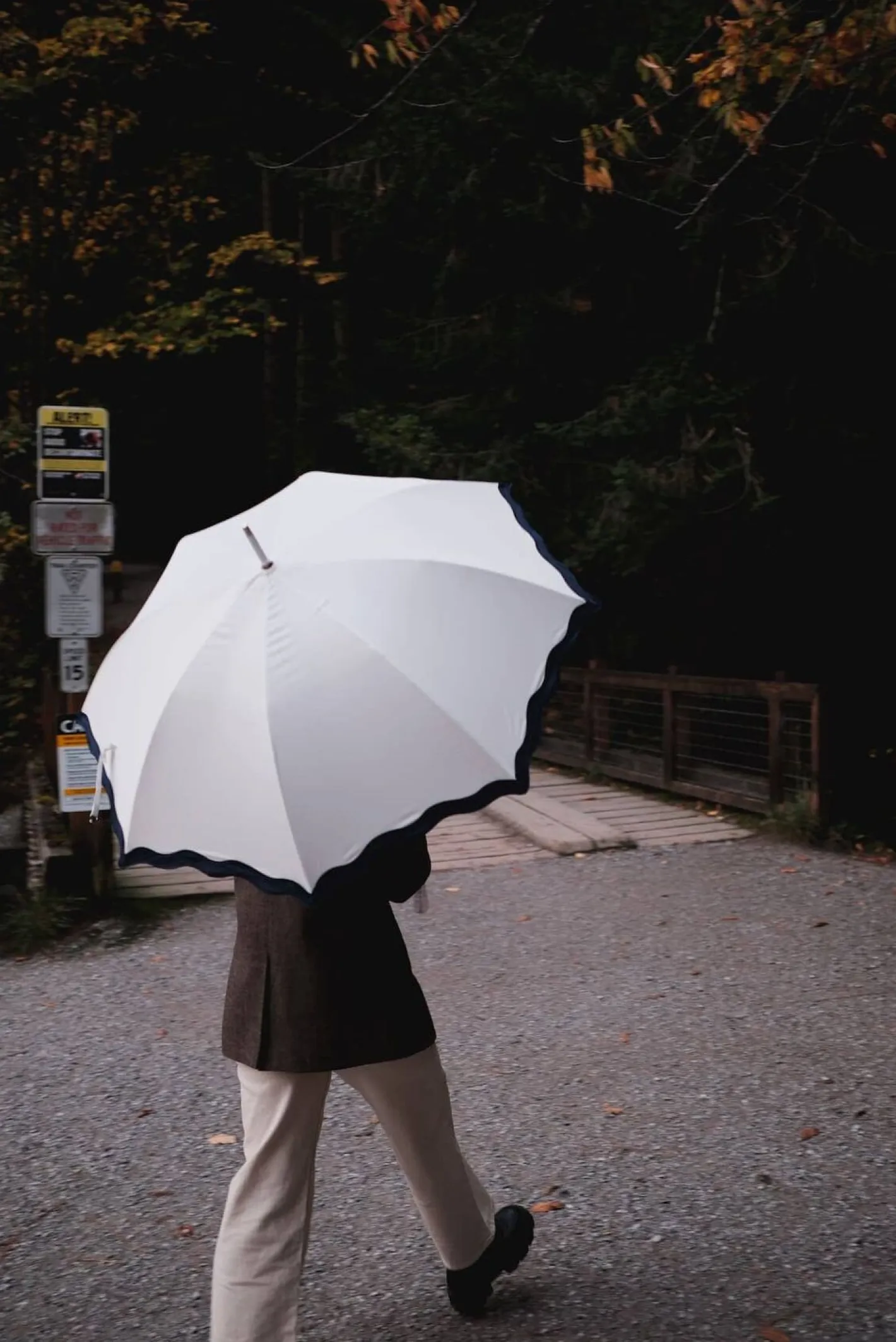 Business & Pleasure Co. The Rain Umbrella - Rivie White